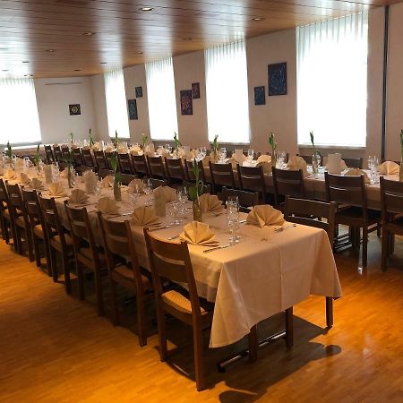 Hotel & Restaurant Stadthof Glarus Eksteriør billede