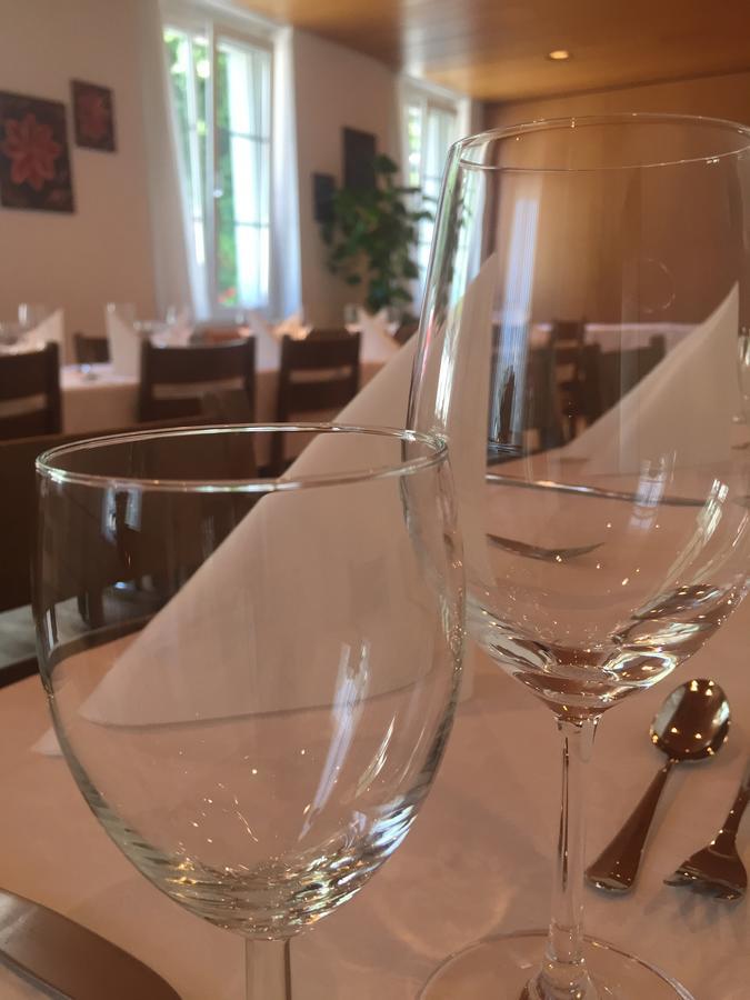 Hotel & Restaurant Stadthof Glarus Eksteriør billede